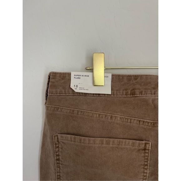 AMERICAN EAGLE Stretch Corduroy Super High-Waisted Plus Size Flare Pants Sz 18 - Picture 4 of 10